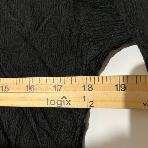 FASHION FUSE Black Embroidered 100% Rayon flowy Blouse Womens Size Large - Picture 5 of 5